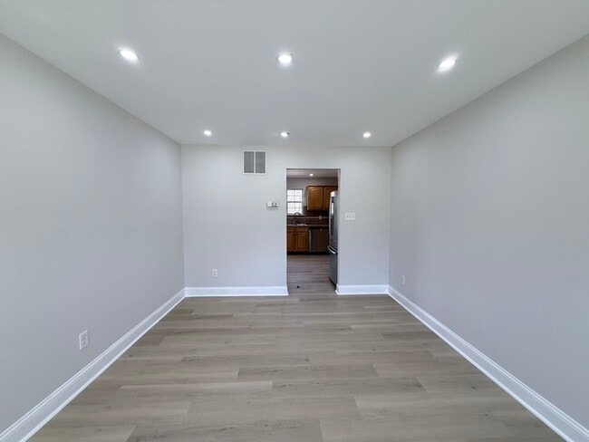 Building Photo - 67 Serenity Ct