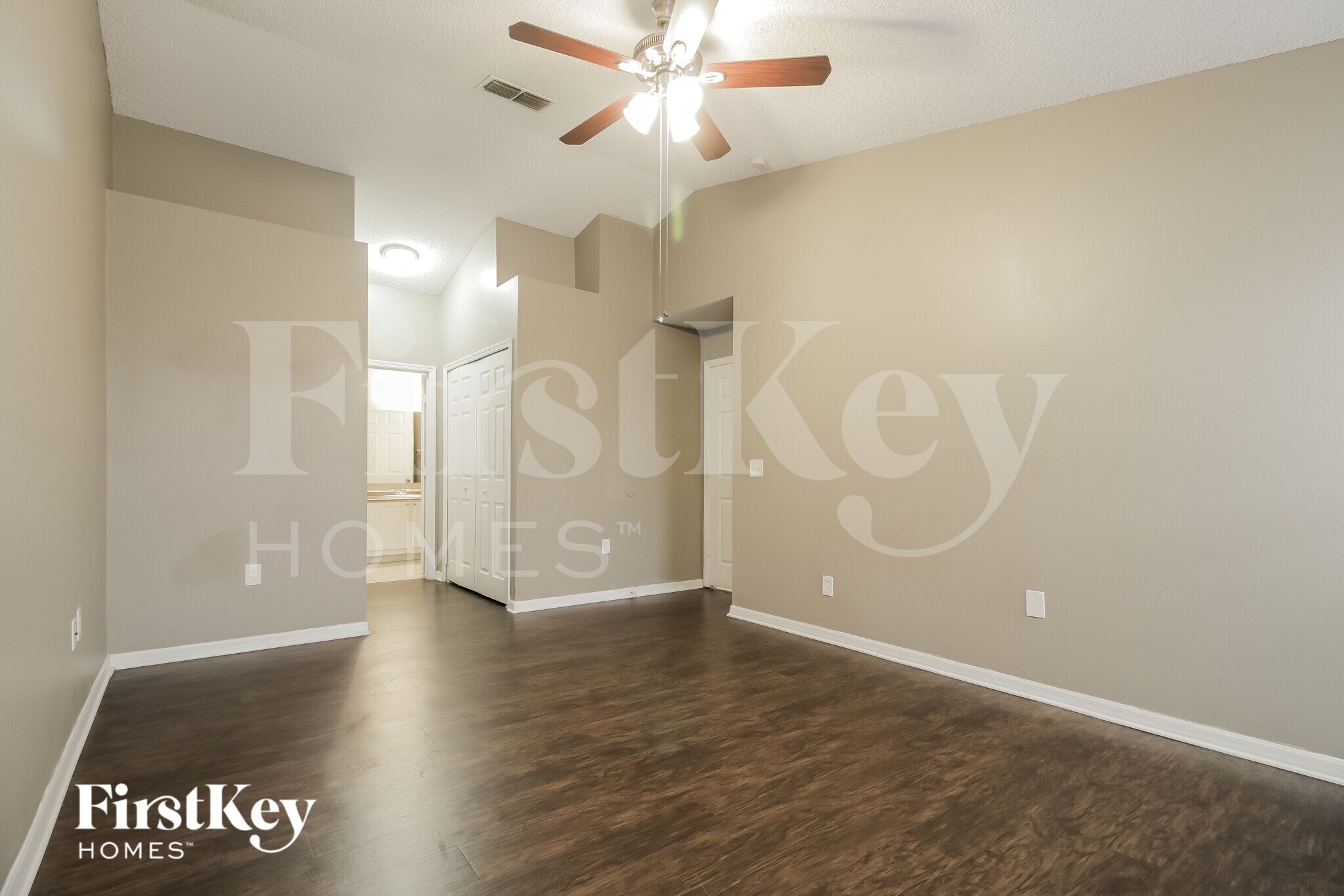 Building Photo - 7560 Groveoak Dr