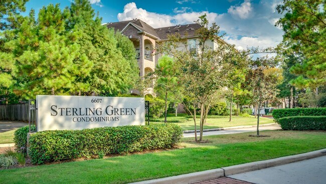 Building Photo - 6607 Lake Woodlands Dr
