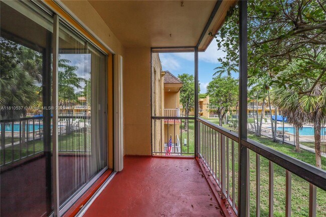 Building Photo - 13700 SW 62nd St