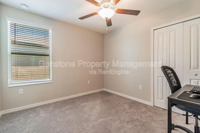 Building Photo - 5157 White Chicory Dr