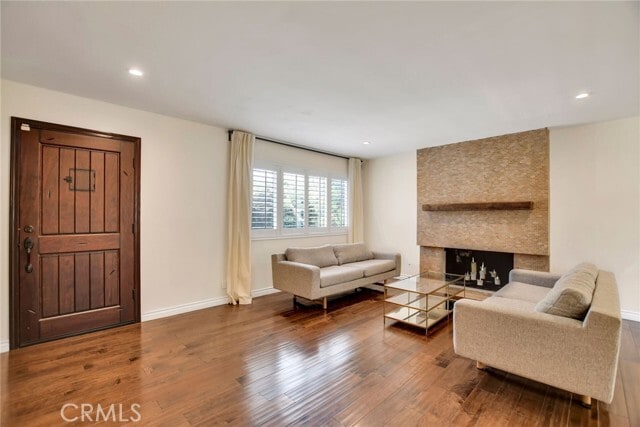 Building Photo - 454 Mt Carmel Dr