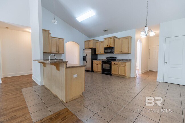 Building Photo - 101 Normandy St