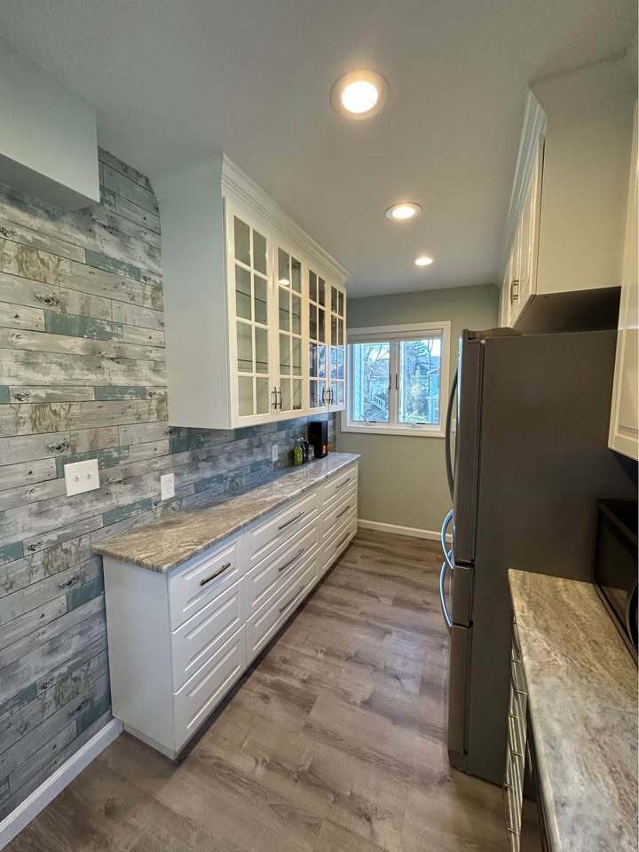 Building Photo - 18 Park Ave