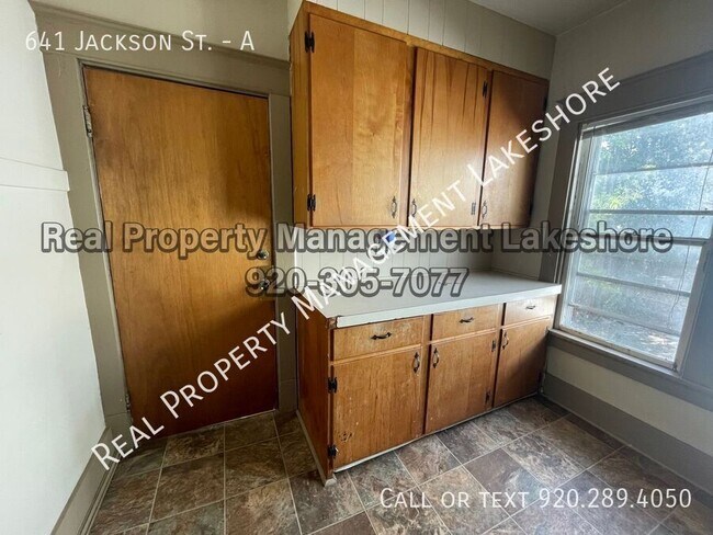 Building Photo - 641 Jackson St