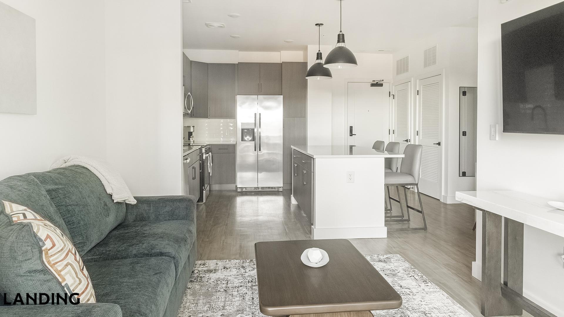 Building Photo - 1007 S Mint St