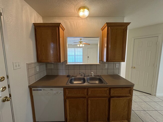 Building Photo - 311 Cedar Ridge Dr