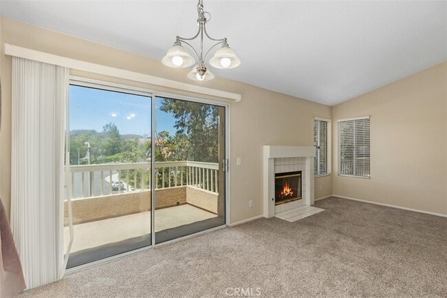 Building Photo - 41 Alondra