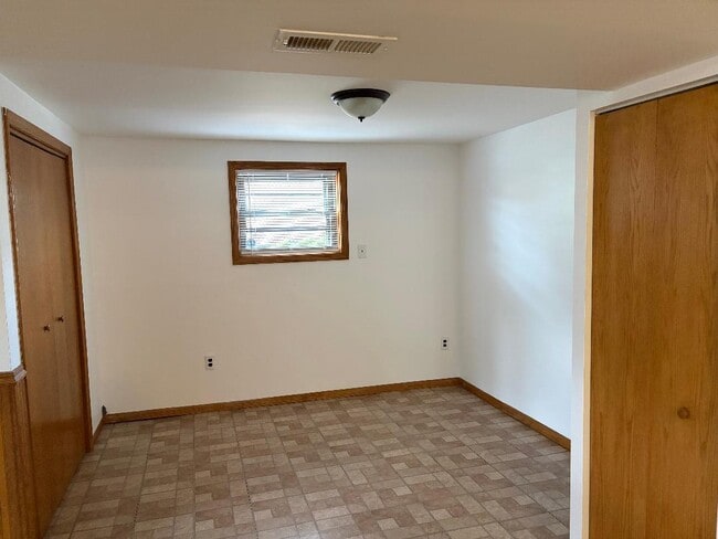 Building Photo - 5347 W 53rd Pl
