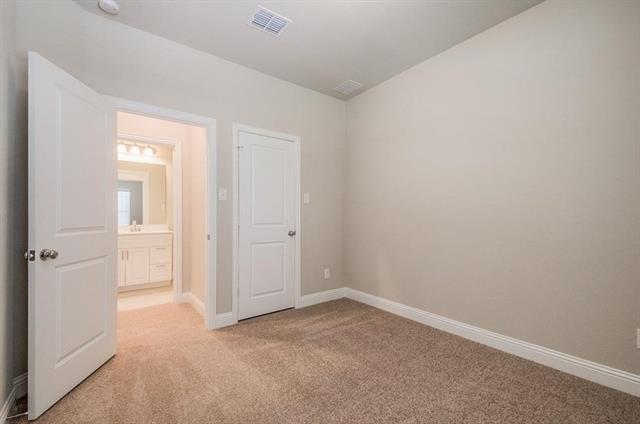 Building Photo - 4720 Piedras Lanzar Dr