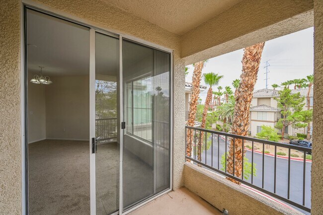 Building Photo - 7107 S Durango Dr