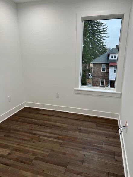 Building Photo - 4621 42nd St NW