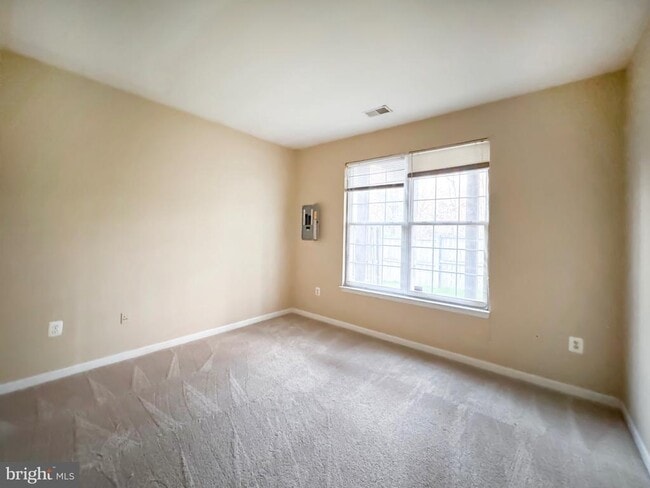 Building Photo - 12652 Heron Ridge Dr