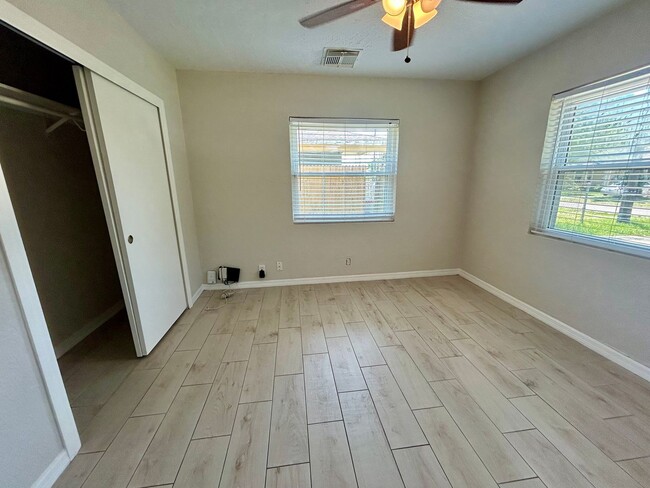 Building Photo - Charming 3BR/2BA Home for Rent – Prime Tam...
