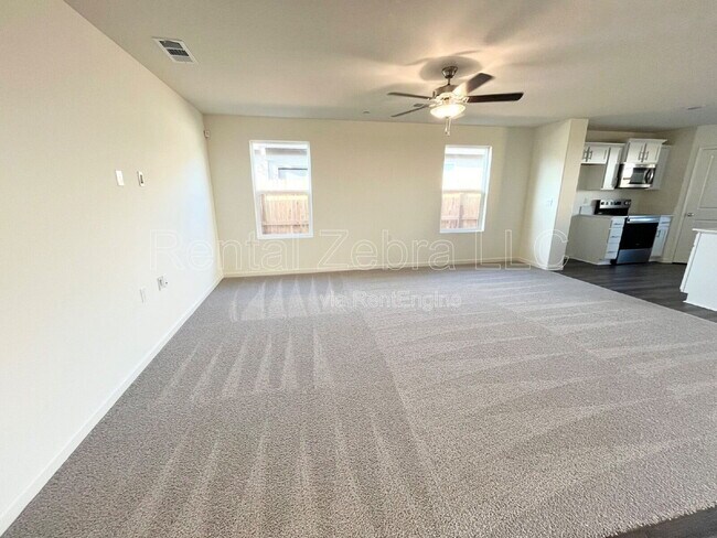 Building Photo - 356 Halisan Ct