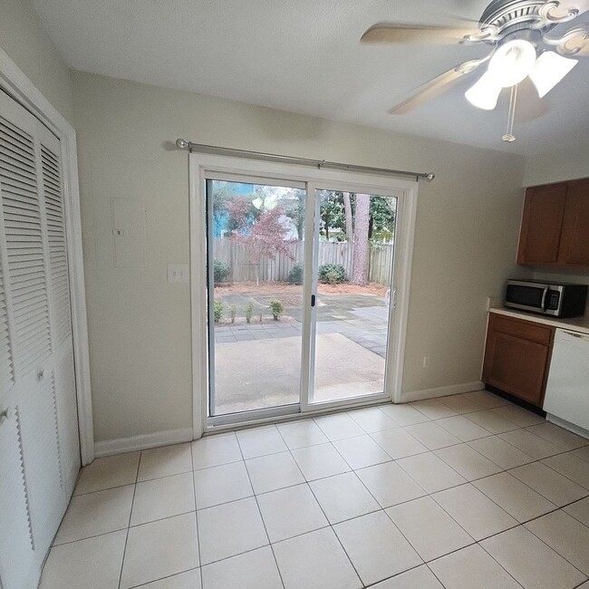 Building Photo - Surfside Beach Townhome- Long Term Rental