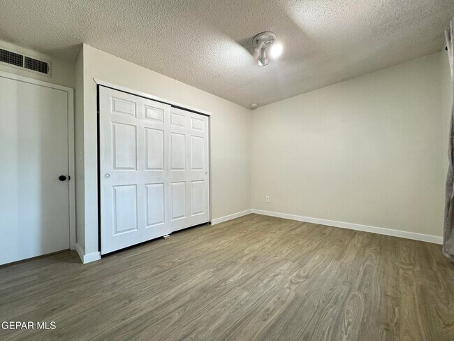 Building Photo - 147 Belvidere St