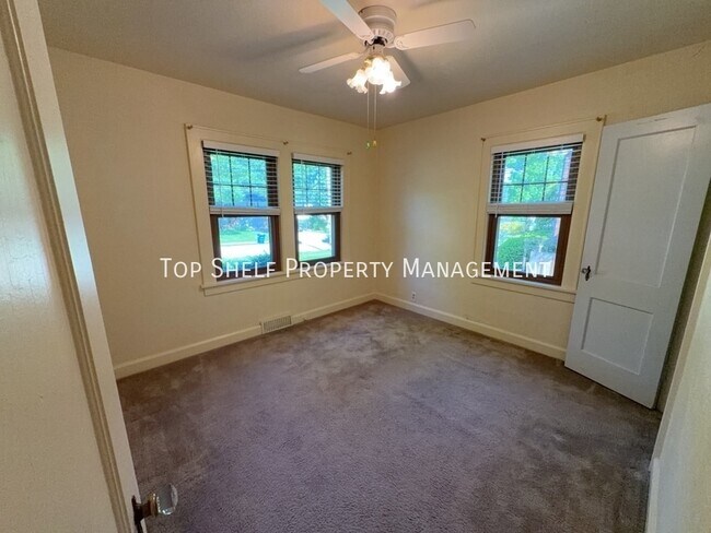 Building Photo - 3215 44th St