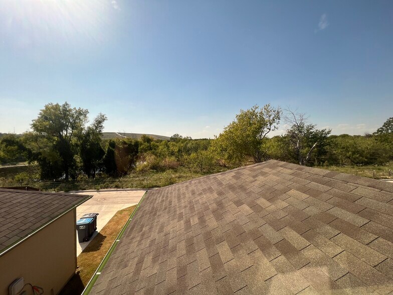 Building Photo - 2944 Brittlebush Dr