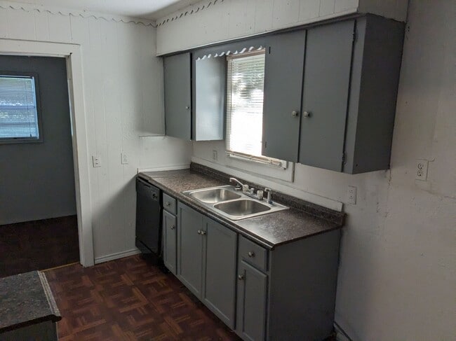 Building Photo - 6879 Co Rd 151