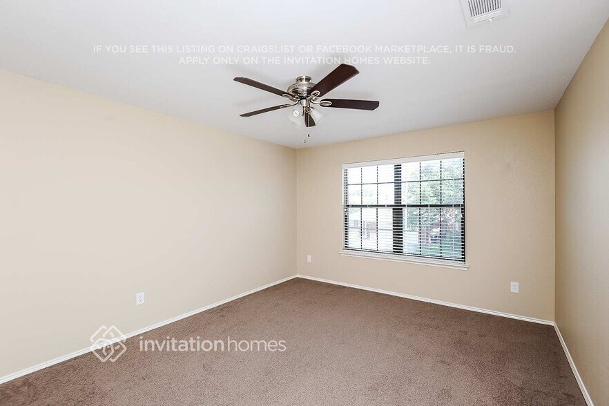 Building Photo - 5020 Raymond Dr