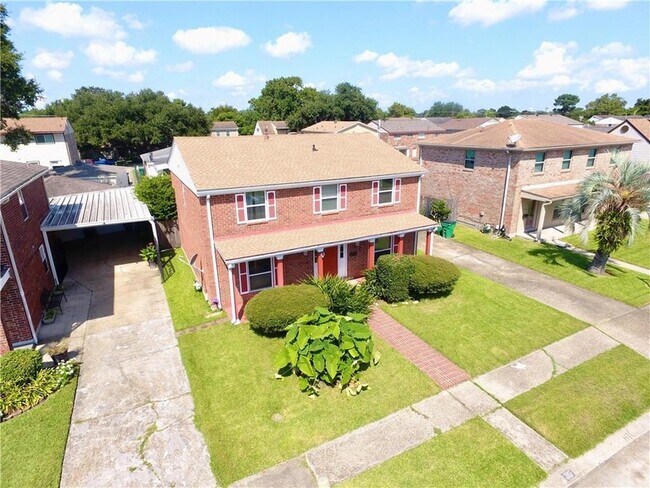Building Photo - 316 Bienville Dr