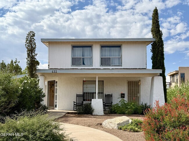 Primary Photo - 611 New York Ave