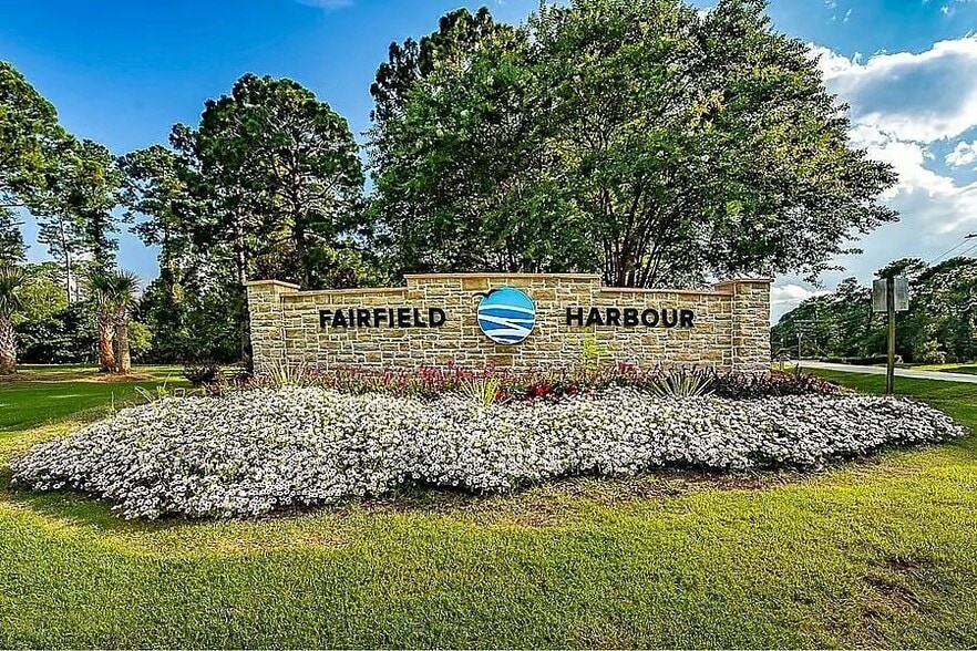 Building Photo - 6125 Harbourside Dr