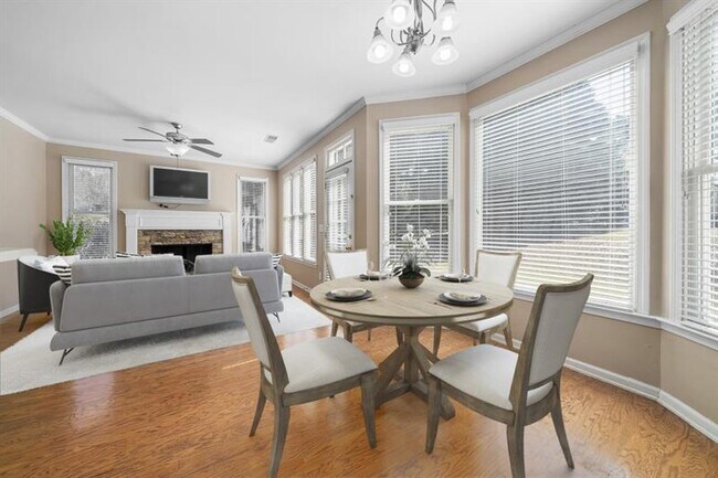 Building Photo - 130 Candler Ct