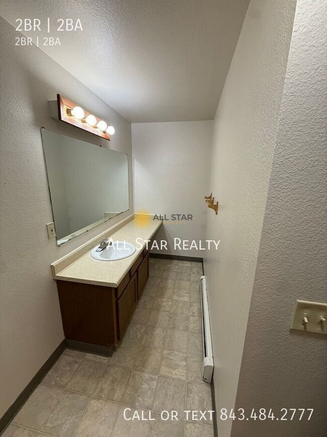 Building Photo - 7301 Woburn-1