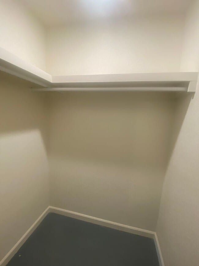 Building Photo - Remodeled 2bed/1bath near Industrial Park!