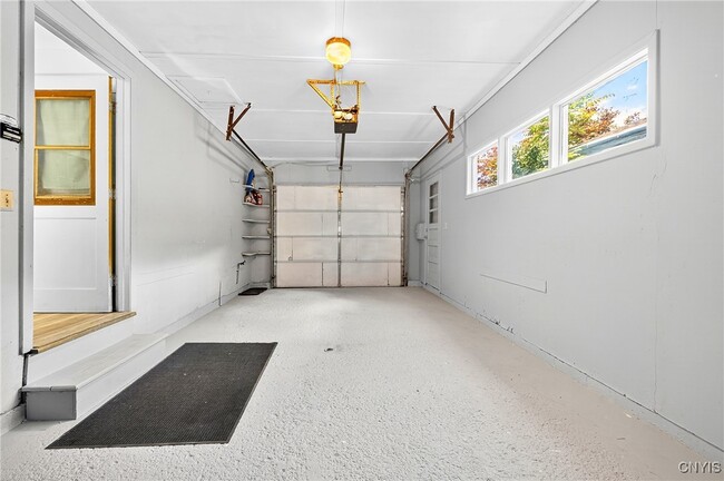 Building Photo - 216 Pine Grove St
