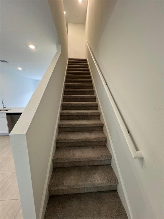 Building Photo - 2983 Skyline Lp