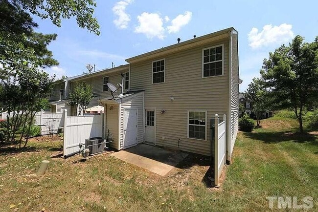 Building Photo - 3412 Tarleton W