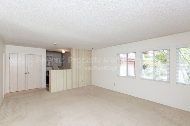 Building Photo - 6232 Merced Lake Ave