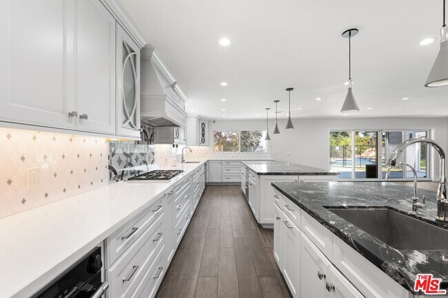 Building Photo - 22405 Calipatria Dr