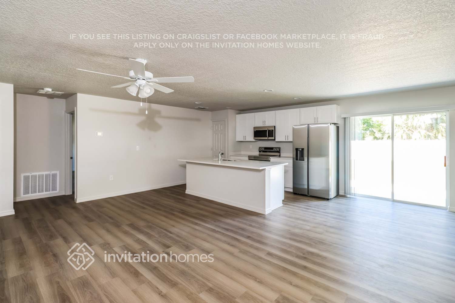 Building Photo - 566 Fort Pierce St SW