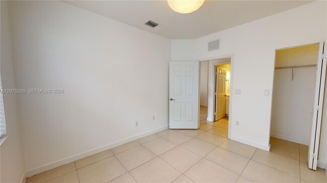 Building Photo - 10428 NW 61st St