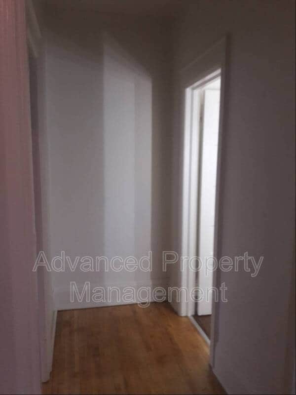 Building Photo - 3225 W McKinley Blvd