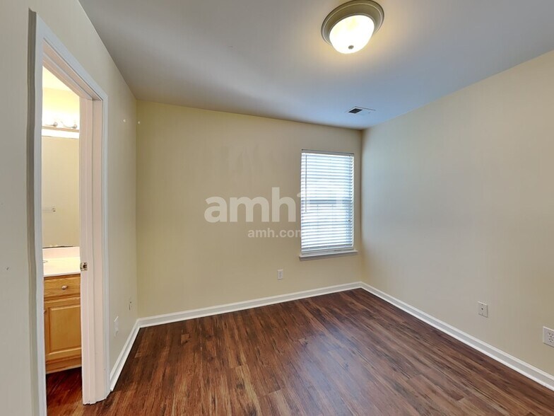 Building Photo - 13626 Armour Ridge Dr