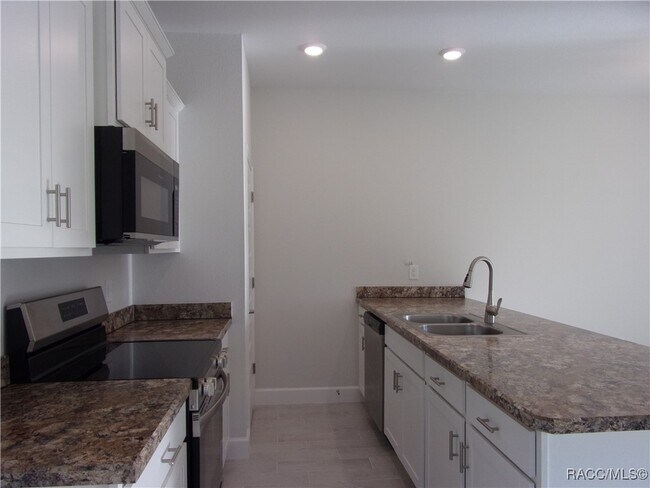 Building Photo - 219 Bittern Lp