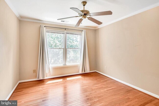 Building Photo - 21102 Raintree Ct