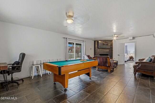 Building Photo - 5912 Delta Dr