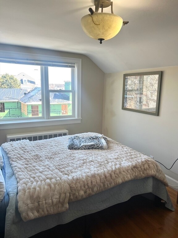 Building Photo - 77 Lynn Shore Dr