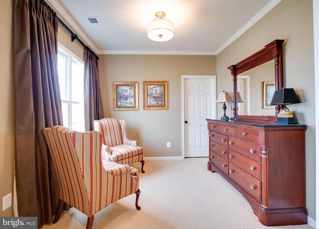 Building Photo - 23152 Evergreen Ridge Dr