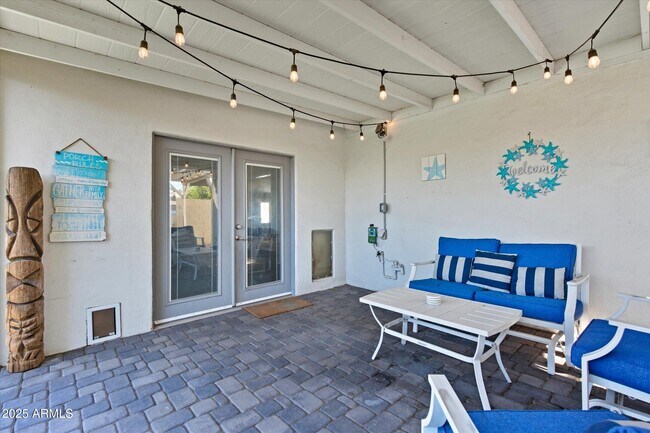 Building Photo - 2530 N 68th Pl
