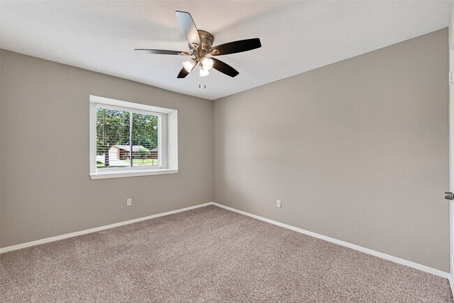 Building Photo - 16614 Blackhawk Blvd