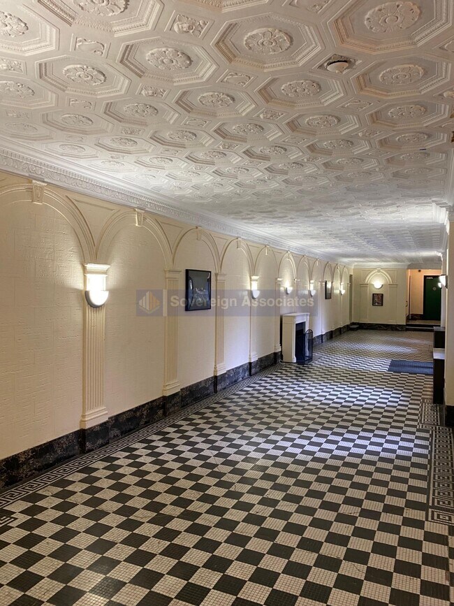 Building Photo - 282 Cabrini Blvd