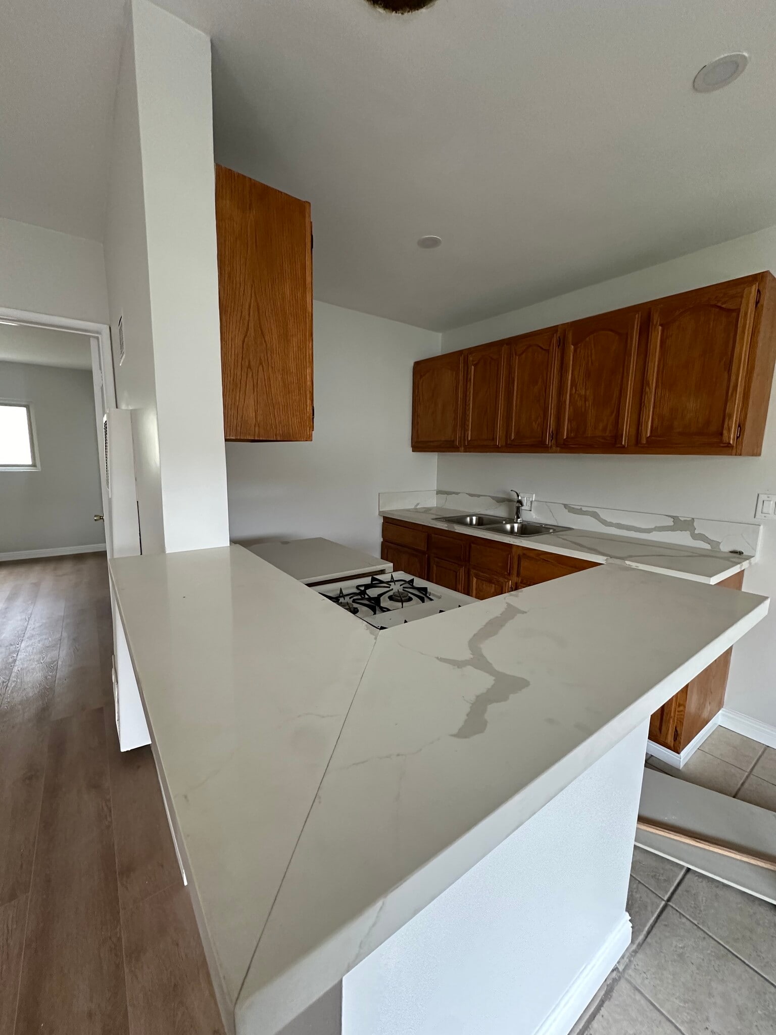 Building Photo - 1001 S Tamarack Dr