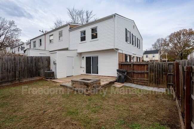 Building Photo - 8343 Irongate Way